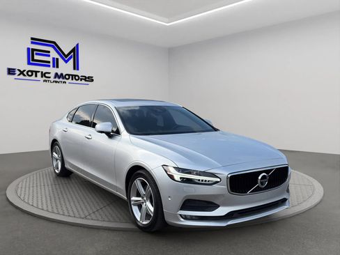 Used 2018 Volvo S90 T5 Momentum w/ Convenience Package AWD/4WD image 7