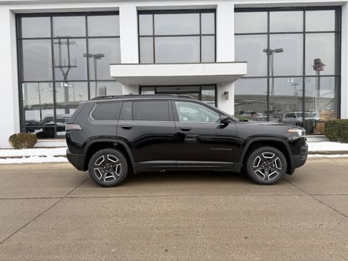 New 2026 Jeep Cherokee Limited image 3