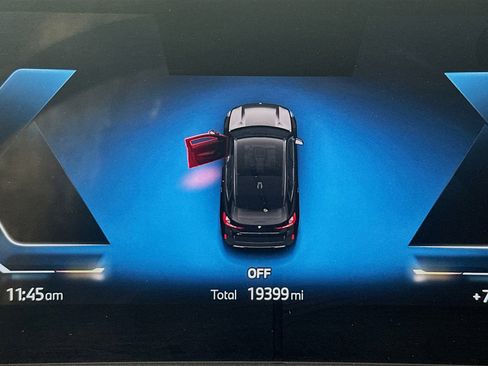 Used 2025 BMW X1 xDrive28i AWD/4WD image 19