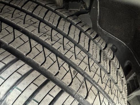 Used 2022 BMW X5 xDrive40i w/ Parking Assistance Package image 29