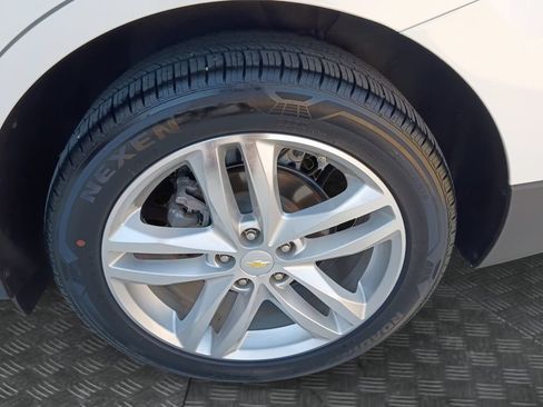 Used 2019 Chevrolet Equinox Premier AWD/4WD image 23