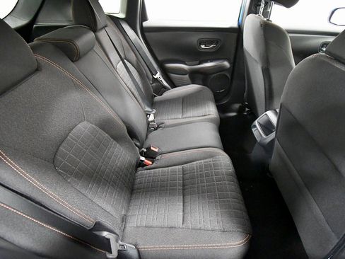 Certified 2025 Honda HR-V Sport image 15