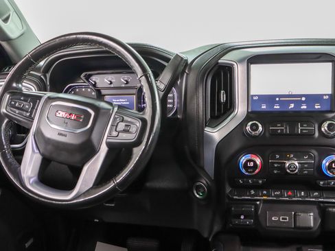 Used 2021 GMC Sierra 1500 SLT image 18