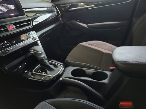Certified 2024 Kia Seltos S FWD image 10