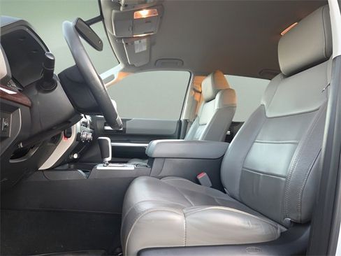 Used 2017 Toyota Tundra Limited image 9