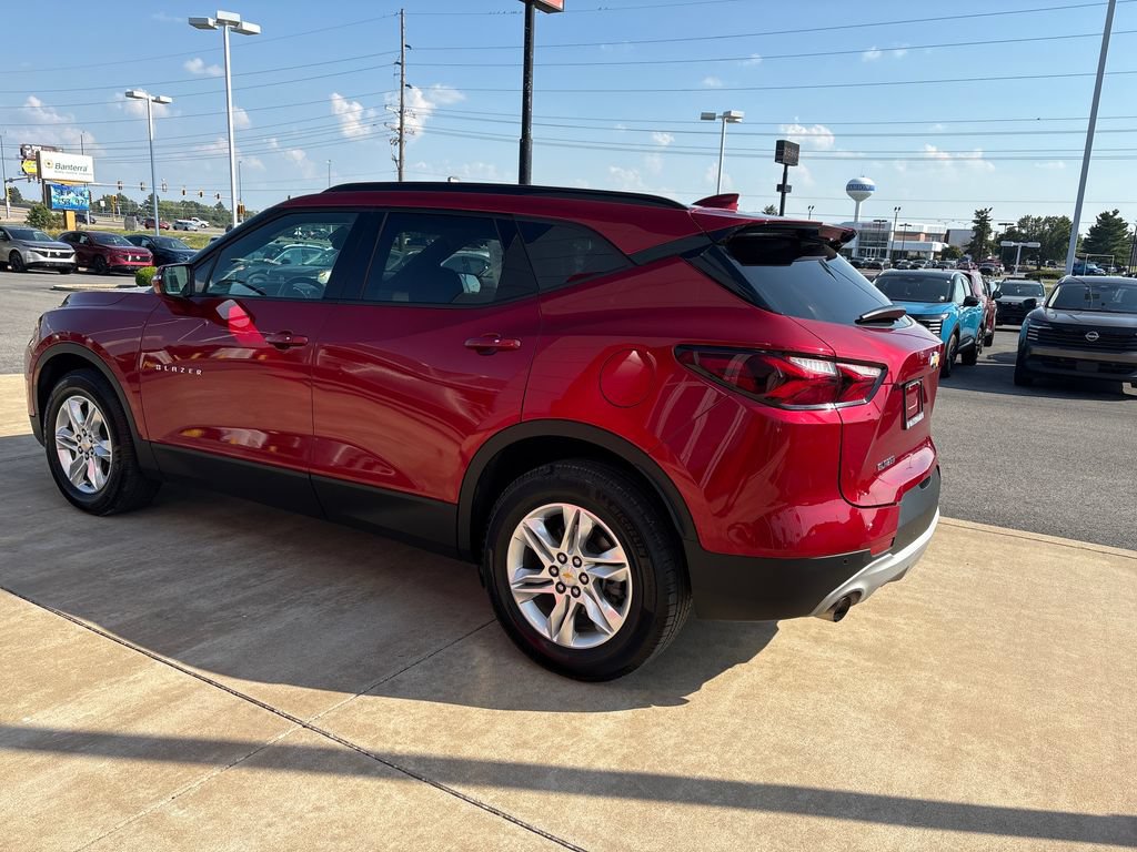 Used 2022 Chevrolet Blazer LT FWD image 3