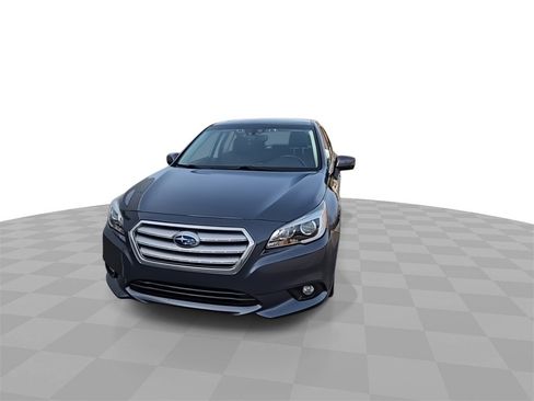 Used 2017 Subaru Legacy 2.5i Limited image 3