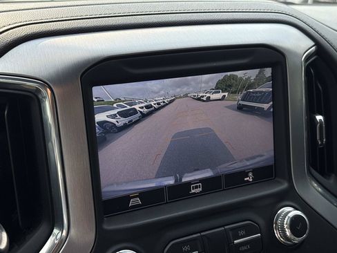 Used 2021 GMC Sierra 1500 SLT w/ SLT Premium Package AWD/4WD image 24