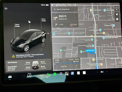 Used 2023 Tesla Model Y Long Range AWD/4WD image 9