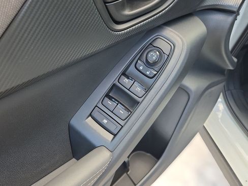 New 2025 Subaru Crosstrek 2.0i Premium image 19
