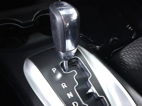 Used 2018 Dodge Journey SXT FWD image 20