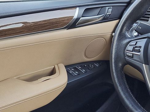 Used 2017 BMW X3 xDrive28i image 12