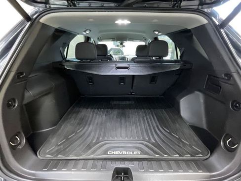 Used 2023 Chevrolet Equinox LT FWD image 23