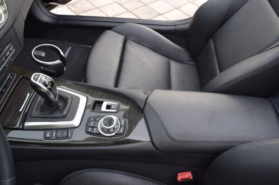Used 2014 BMW Z4 sDrive35is RWD image 55