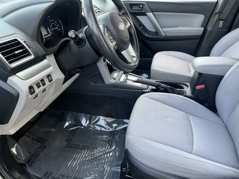 Used 2017 Subaru Forester 2.5i Premium AWD/4WD image 14