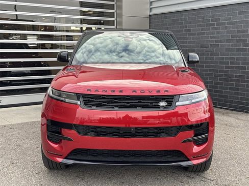 New 2026 Land Rover Range Rover Sport Dynamic SE image 2