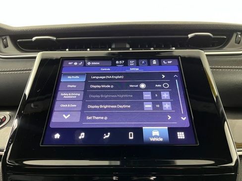 Used 2023 Jeep Grand Cherokee Altitude image 30