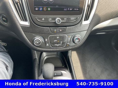 Used 2022 Chevrolet Malibu LS FWD image 24