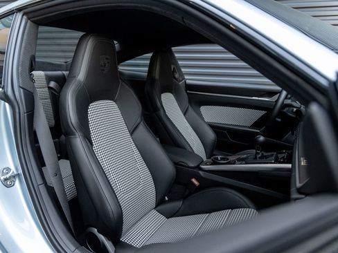 Certified 2023 Porsche 911 Sport Classic image 43