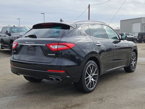 Used 2019 Maserati Levante S image 3