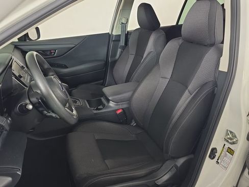 Used 2021 Subaru Outback AWD/4WD image 15