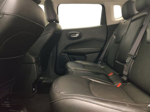 Used 2021 Jeep Compass Latitude FWD image 18