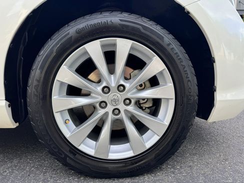 Used 2014 Toyota Venza LE w/ LE Convenience Package AWD/4WD image 20