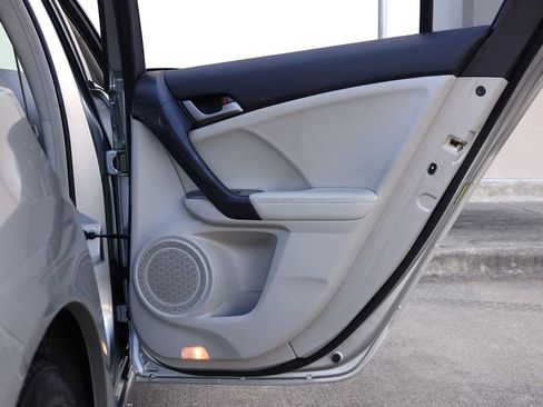 Used 2009 Acura TSX Sedan image 39