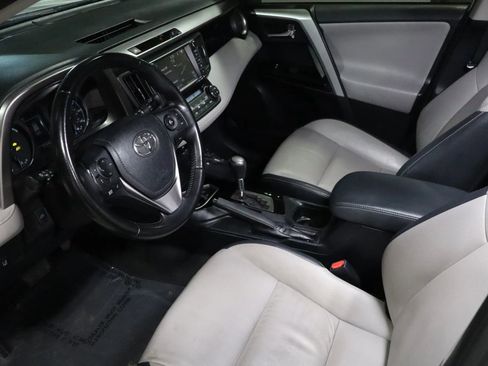 Used 2016 Toyota RAV4 Limited image 7