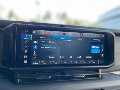 Used 2024 Jeep Wrangler Unlimited Rubicon 392 image 17