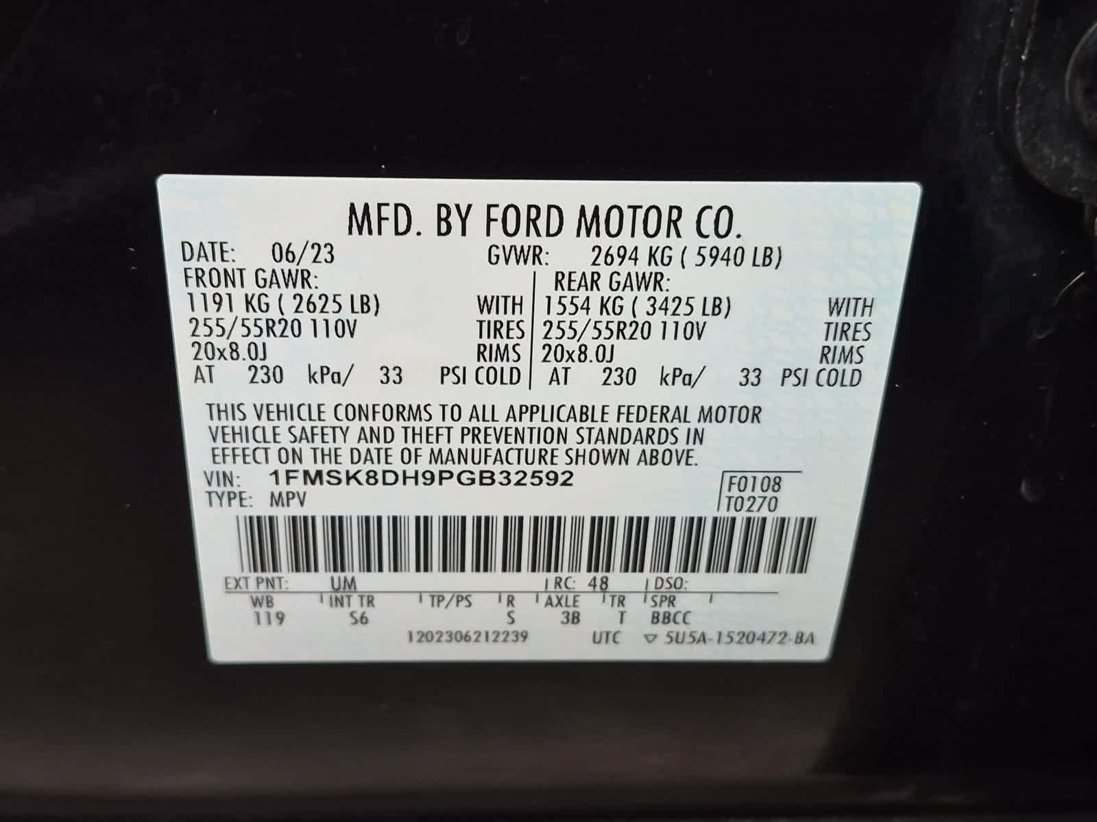 Used 2023 Ford Explorer XLT w/ Equipment Group 202A AWD/4WD image 35