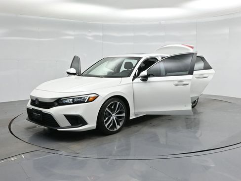 Used 2024 Honda Civic Touring image 28