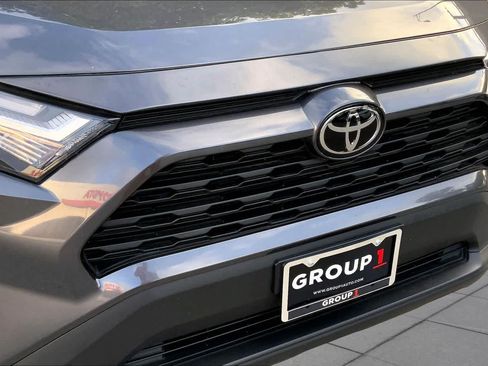 Used 2025 Toyota RAV4 XLE w/ Convenience Package FWD image 30