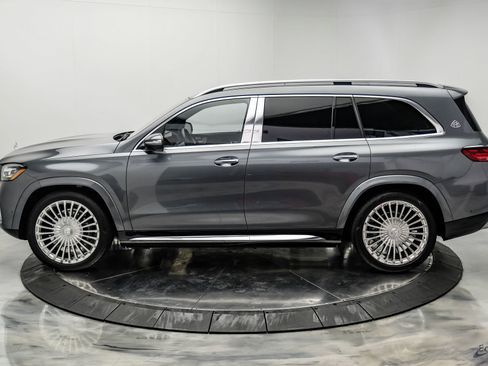 Used 2024 Mercedes-Benz Maybach GLS 600 4MATIC image 9