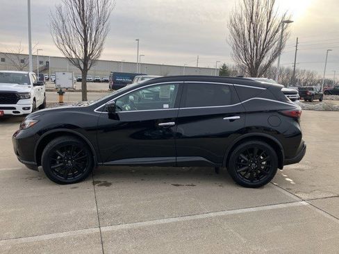 Used 2023 Nissan Murano SV w/ SV Midnight Edition Package image 6