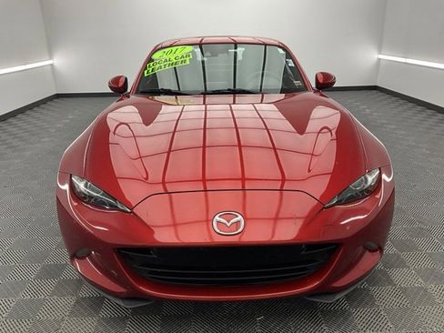 Used 2017 MAZDA MX-5 Miata RF Grand Touring image 2