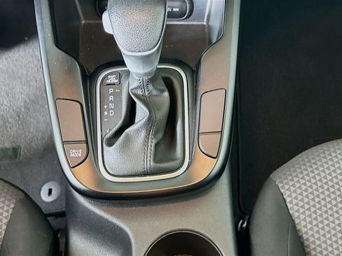 Used 2025 Kia Soul LX w/ LX Technology Package image 24