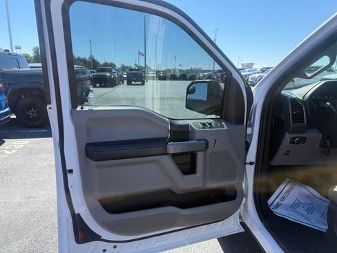 Used 2018 Ford F150 XLT AWD/4WD image 15