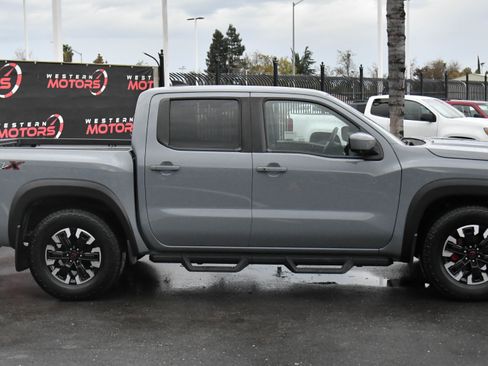 Used 2024 Nissan Frontier Pro-X w/ Pro Convenience Package image 9
