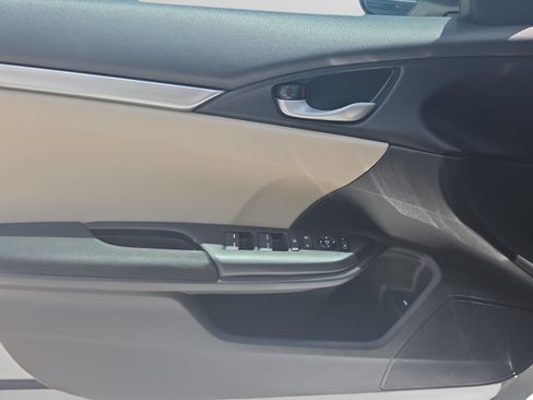 Certified 2020 Honda Civic LX image 34