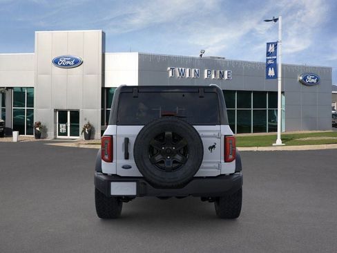 New 2025 Ford Bronco Outer Banks AWD/4WD image 5