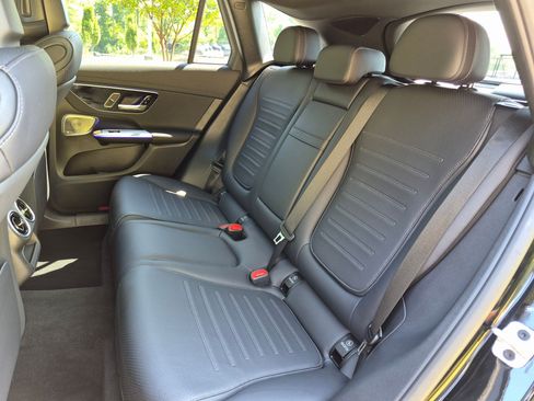 Certified 2025 Mercedes-Benz GLC 350e 4MATIC image 31