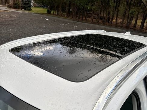 Certified 2024 Volvo XC90 T8 Plus image 5