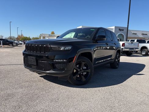 New 2025 Jeep Grand Cherokee Limited image 1