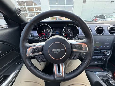 Used 2017 Ford Mustang GT RWD image 11