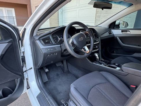 Used 2018 Hyundai Sonata SE w/ Cargo Package FWD image 14