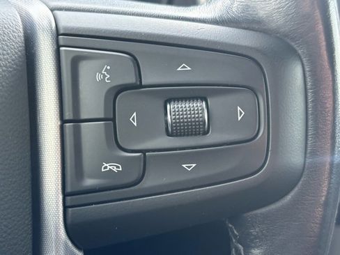 Used 2021 GMC Yukon SLT w/ SLT Premium Package image 21