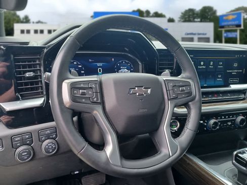 Used 2024 Chevrolet Silverado 1500 RST w/ Convenience Package II AWD/4WD image 10