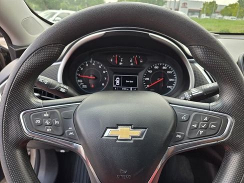 Used 2024 Chevrolet Malibu LT FWD image 31