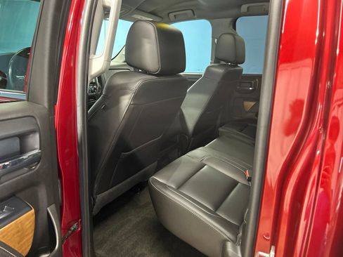 Used 2018 Chevrolet Silverado 1500 LTZ AWD/4WD image 33